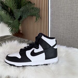 Nike Dunk High Retro